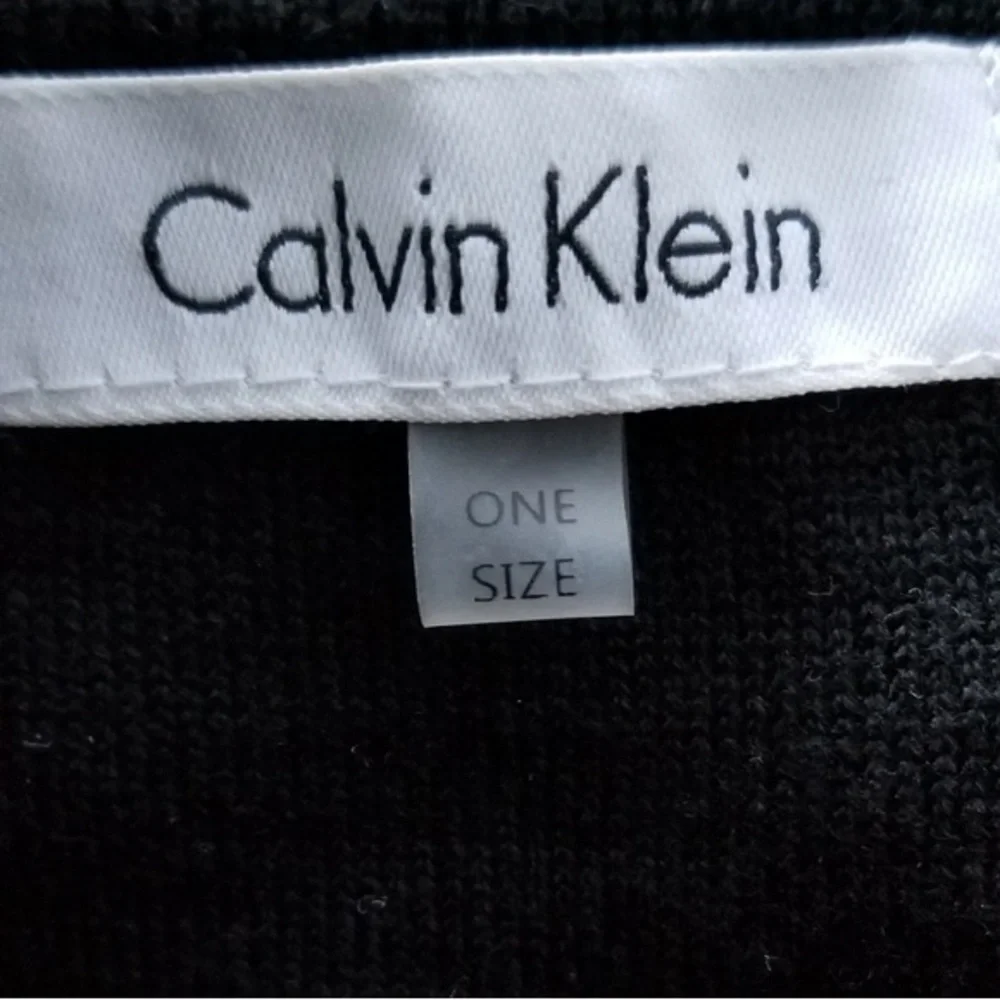 Calvin Klein Black Sweater Poncho Fringed with Sleeves, One Size Fits All - Picture 3 of 13